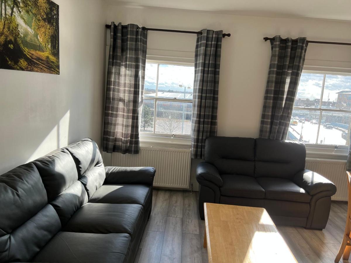 Entire Two Double Bedrooms Flat With River Yare View H6 Great Yarmouth Exterior photo