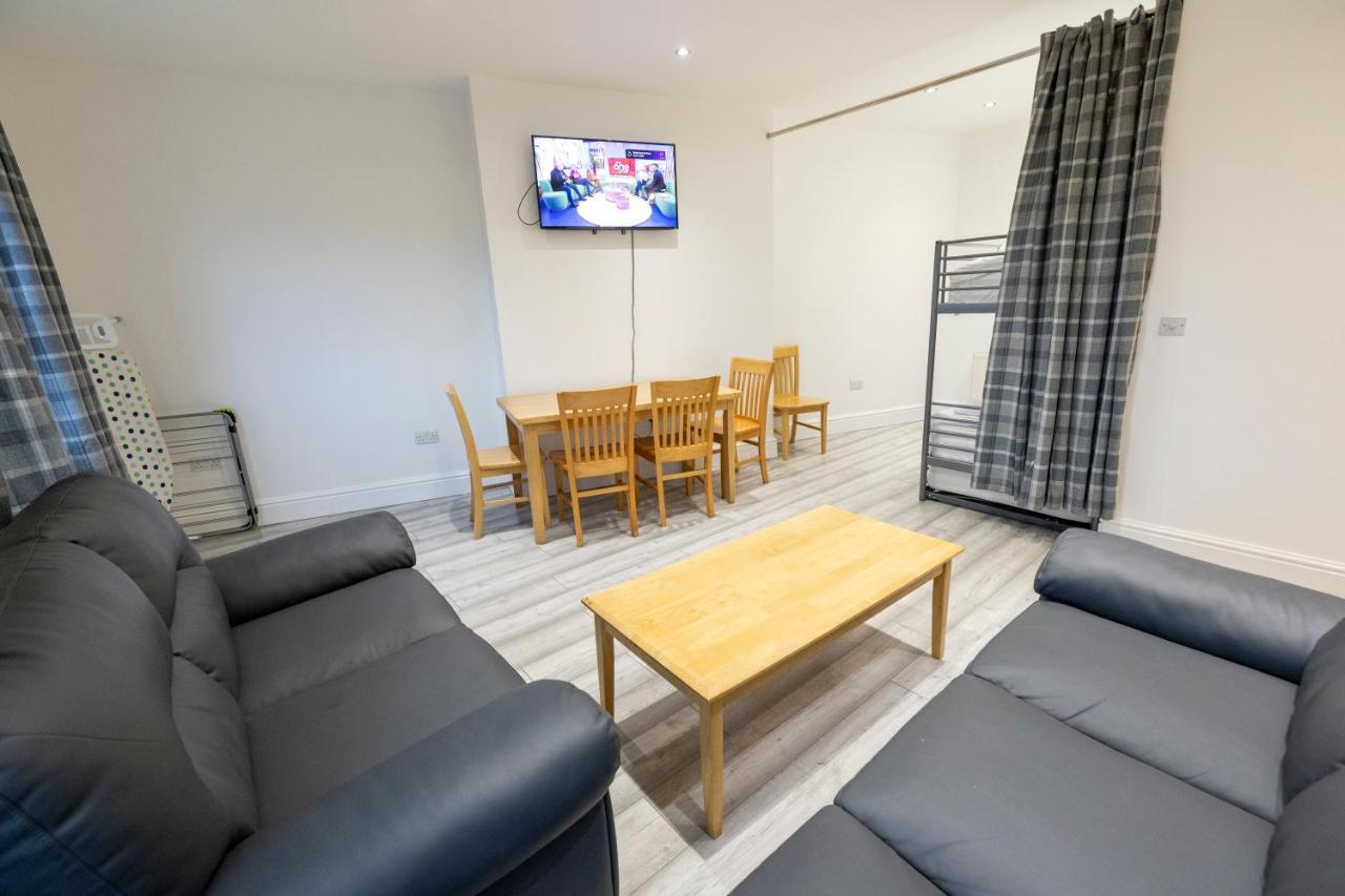 Entire Two Double Bedrooms Flat With River Yare View H6 Great Yarmouth Exterior photo