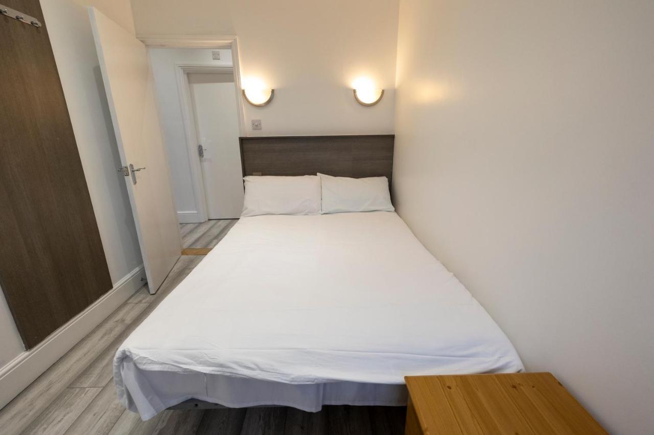 Entire Two Double Bedrooms Flat With River Yare View H6 Great Yarmouth Exterior photo