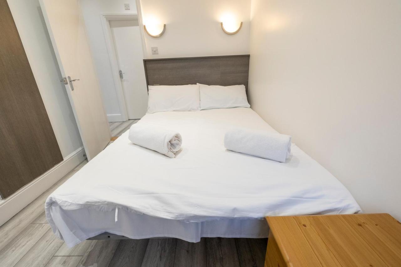 Entire Two Double Bedrooms Flat With River Yare View H6 Great Yarmouth Exterior photo