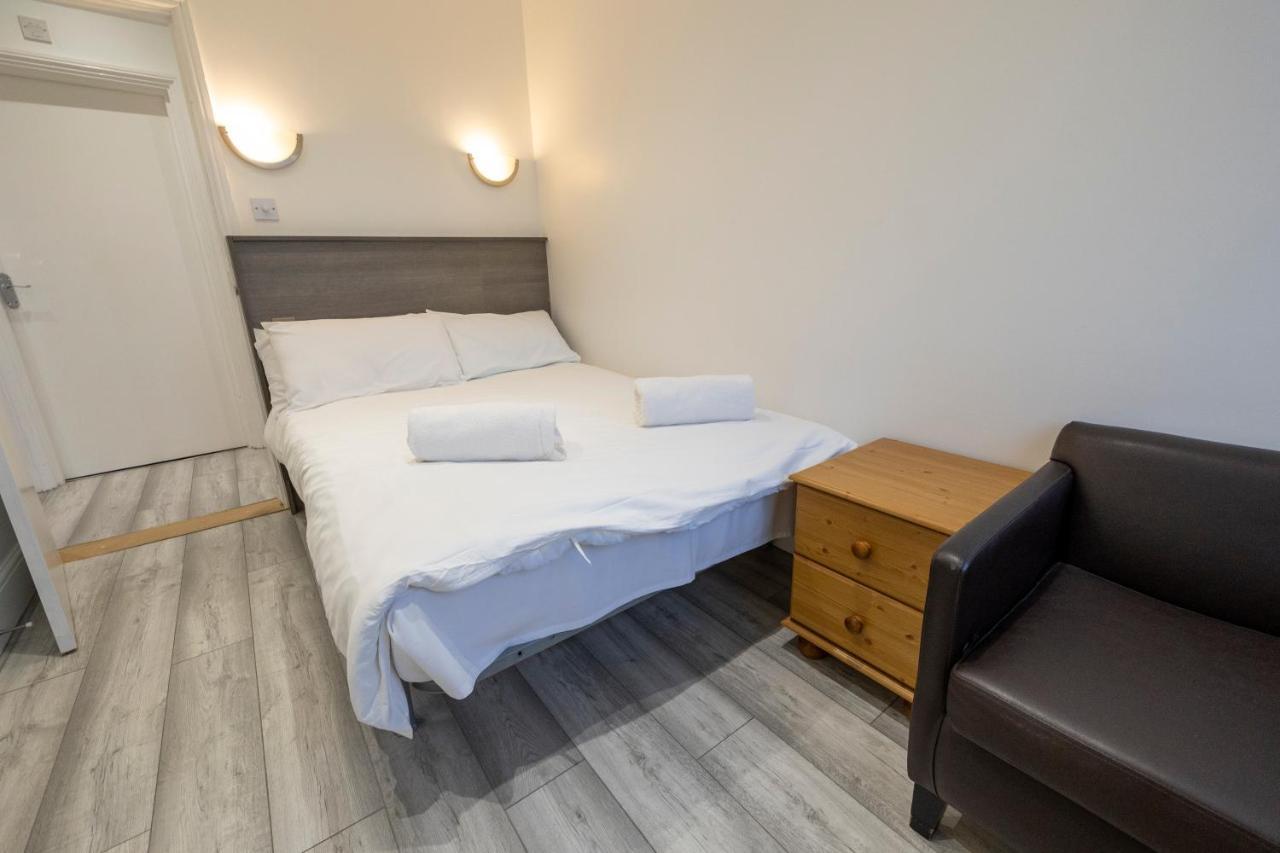 Entire Two Double Bedrooms Flat With River Yare View H6 Great Yarmouth Exterior photo