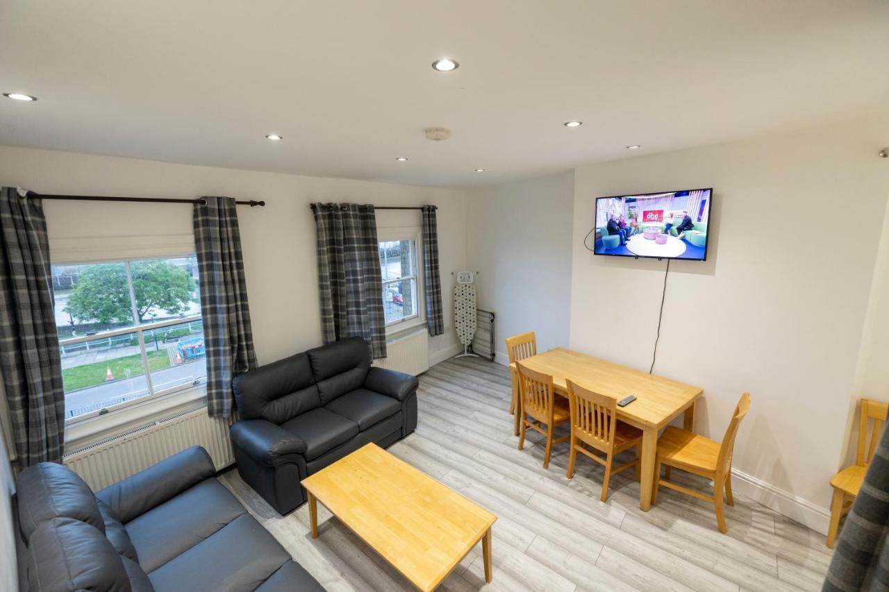 Entire Two Double Bedrooms Flat With River Yare View H6 Great Yarmouth Exterior photo